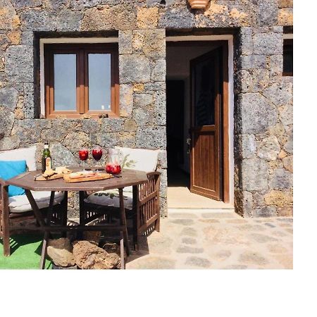Lovely Cottage ลาโอลีวา ภายนอก รูปภาพ