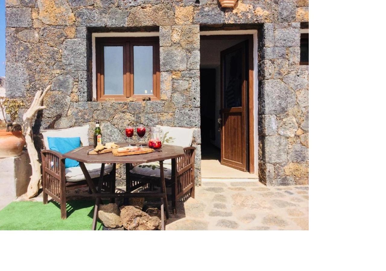 Lovely Cottage ลาโอลีวา ภายนอก รูปภาพ